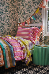 Pineapple Thrills Bunting