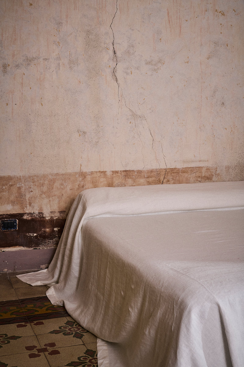 NEW - Ivory Heavyweight Linen Bedcover