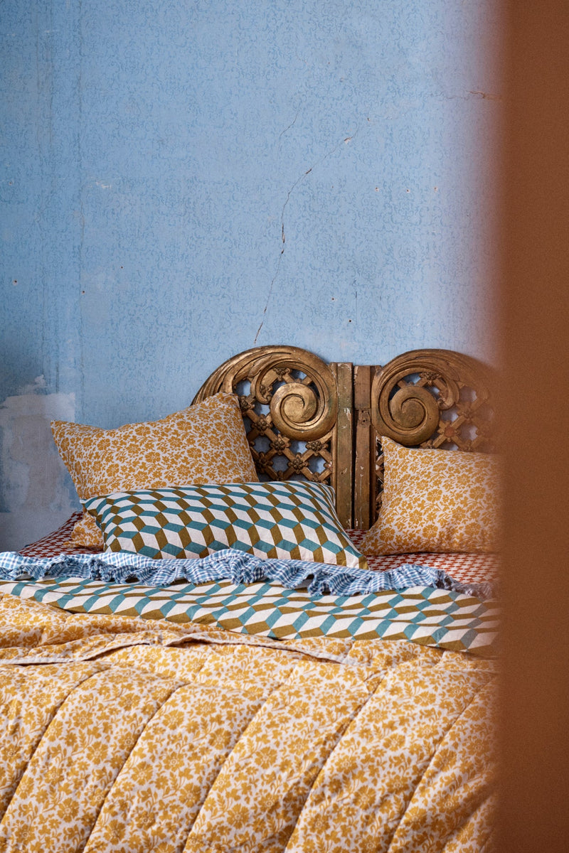 SHIPS SEPTEMBER - Lucia Quilt