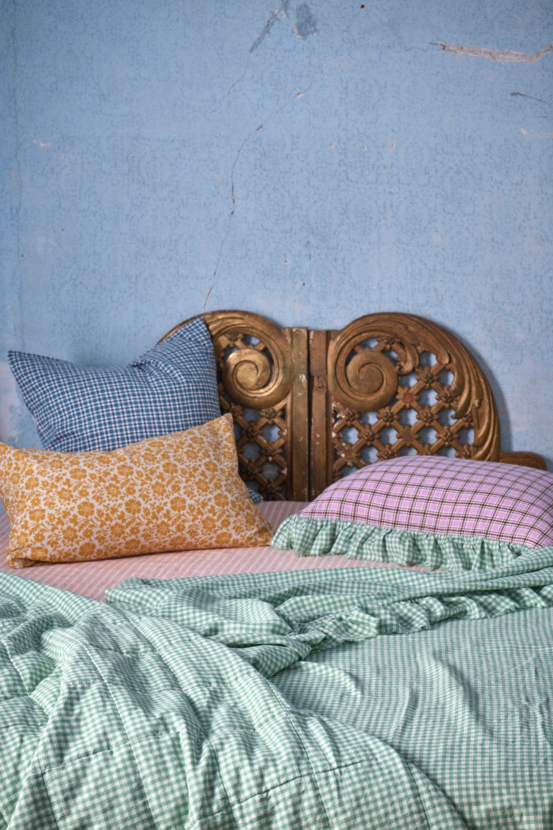 SHIPS SEPTEMBER - Marmelatta Check Full Ruffle Pillowcase Set