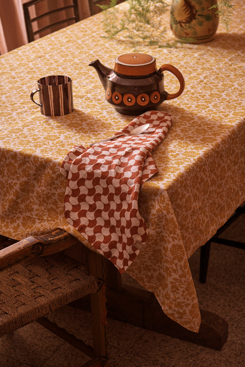 SHIPS SEPTEMBER - Lucia Napery