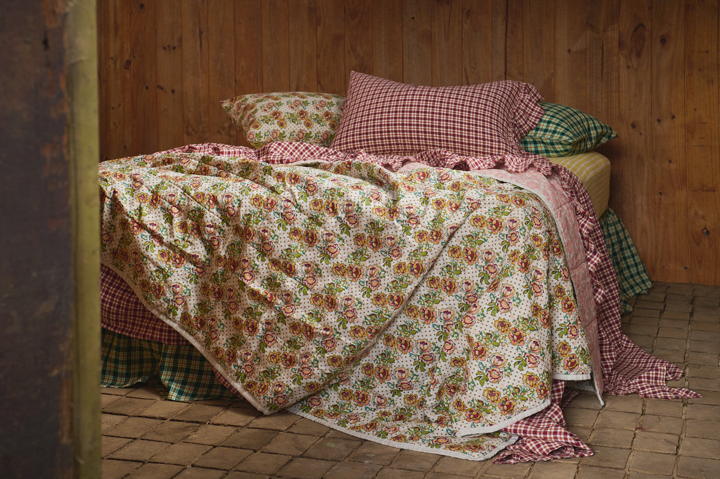 Muriel/Rhonda Double Sided Quilt – Society of Wanderers