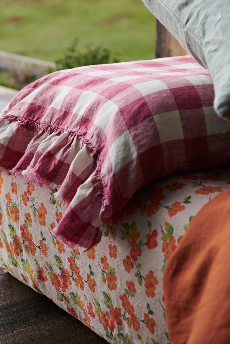 Fuchsia Gingham Pillowcase Sets