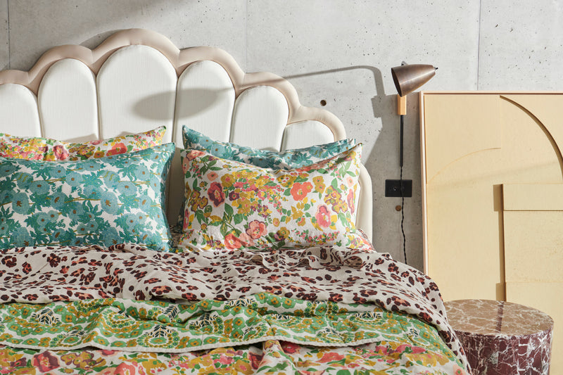 Joan's Floral Pillowcase Sets